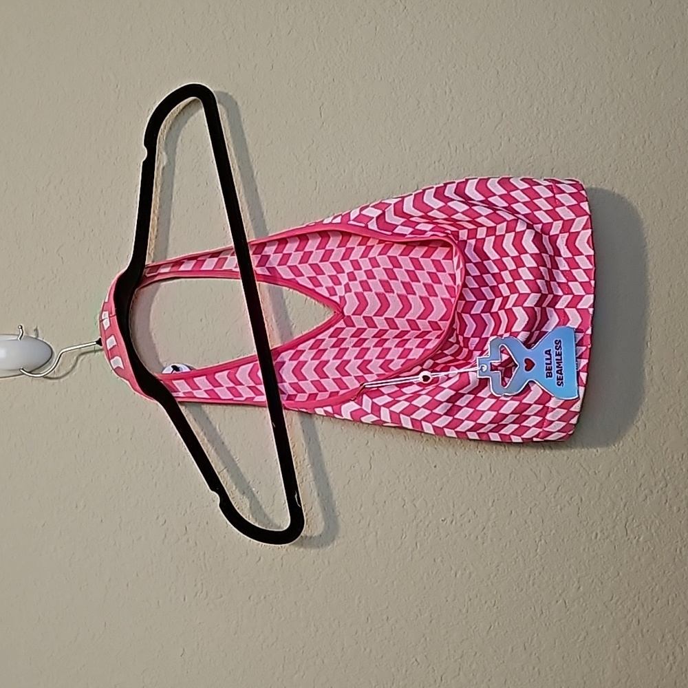 NWT Bella Halter Top - Picture 2 of 5